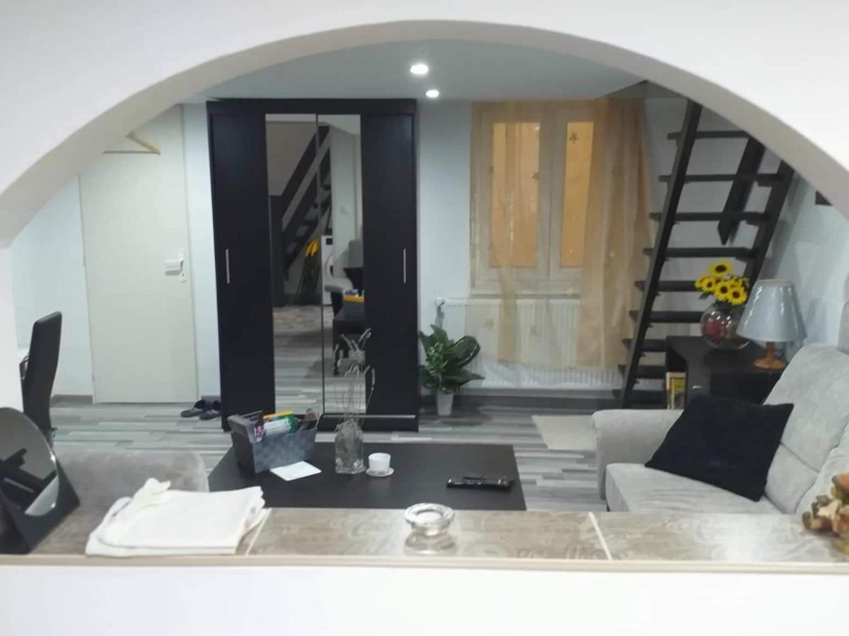 Little-Oasis Apartment Budapest Kültér fotó